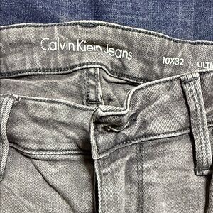 Calvin Klein Jeans Men's Slim Gray Stretch Jeans